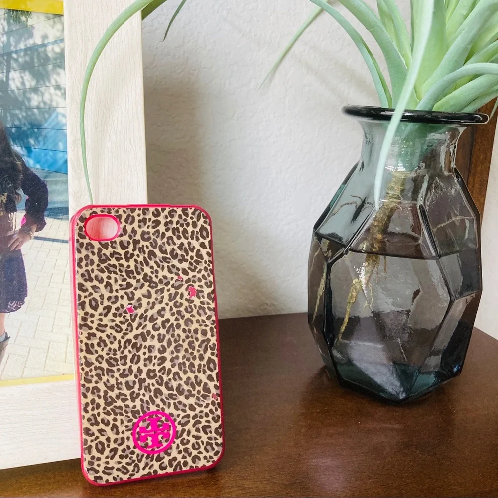 Tory Burch Leopard Print iPhone 4/4s Case Pink